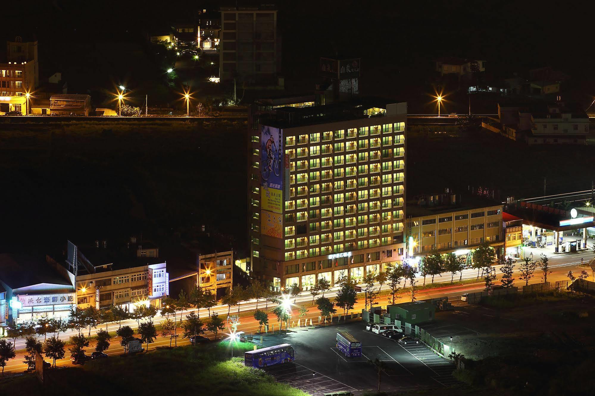 Sun Spring Resort Yilan Buitenkant foto